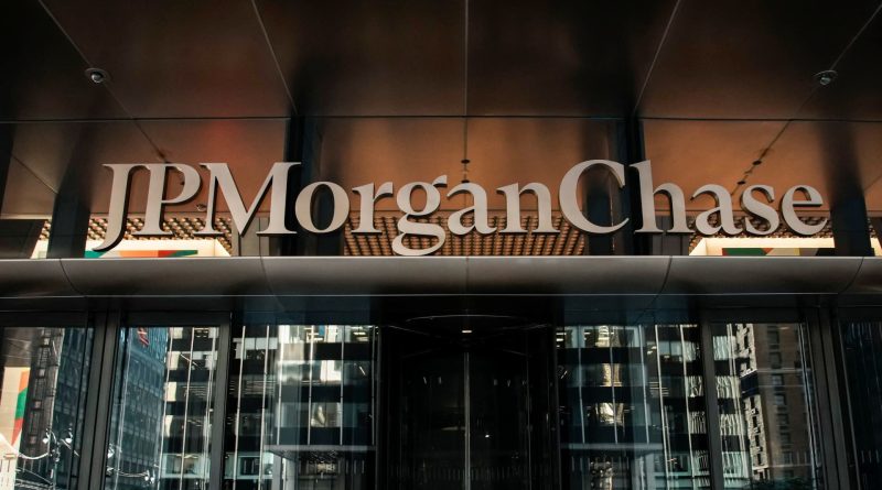 JPMorgan Chase says banks could fight Trump credit card rate cap: ‘Everything’s on the