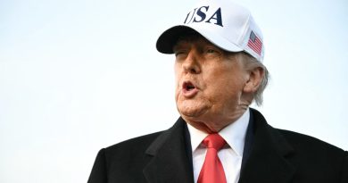 Trump threatens to impose 100% tariff if Canada makes deal with China