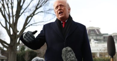 Trump floats new tariffs in push to acquire Greenland