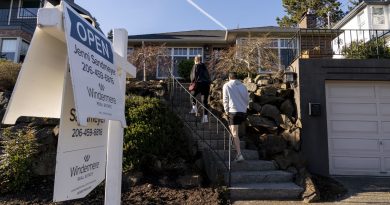 Mortgage rates hit lowest level in nearly 4 years
