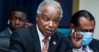Rep. David Scott, a Georgia Democrat seeking his 13th term in Congress, dies at age 80